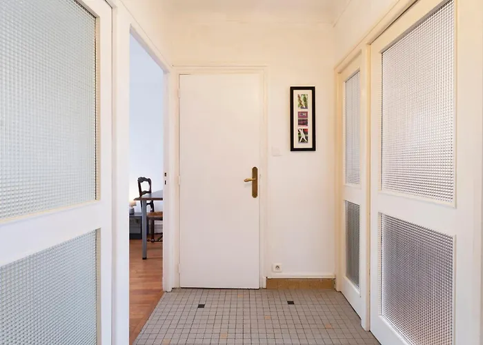 Des Cousines Lana 4 Personnes Апартаменты *